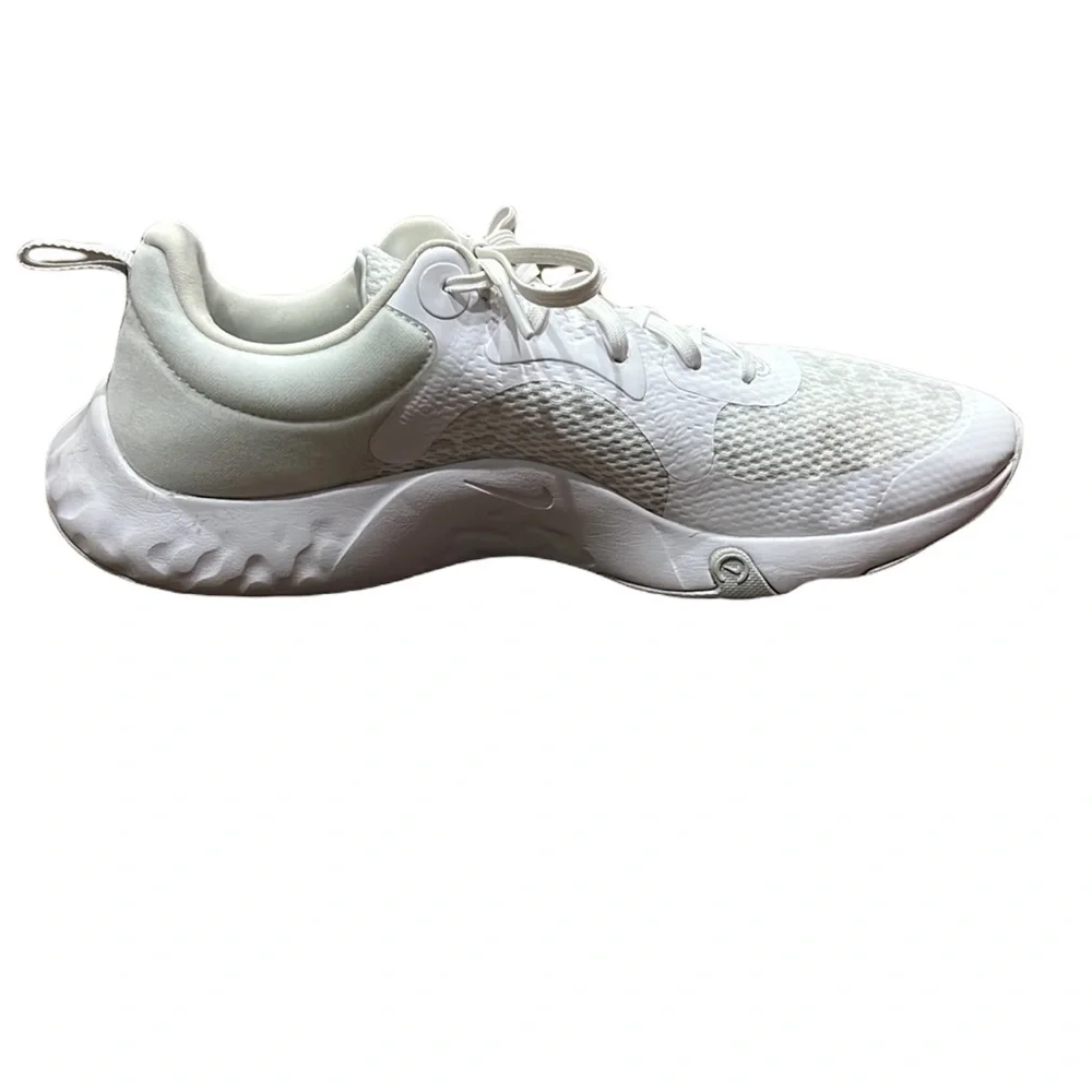 Nike Women’s In-Season TR 11 Training Shoes Size 9